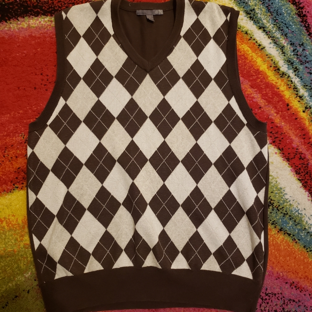 Men's knit sweater vest